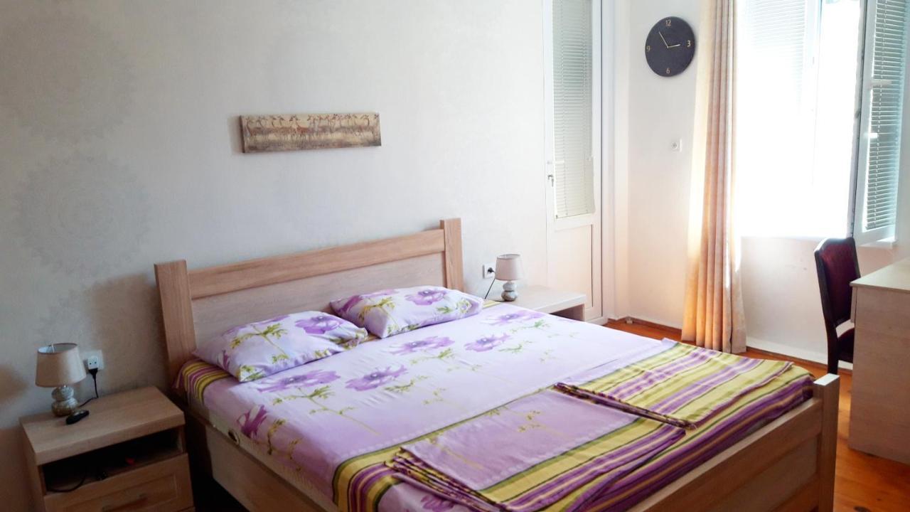 Pospolita Guest House Kutaisi Exterior photo