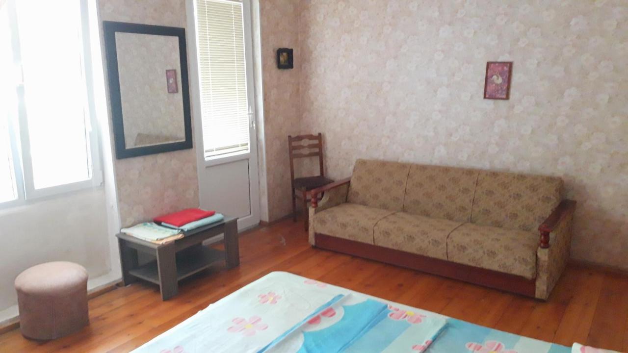 Pospolita Guest House Kutaisi Exterior photo