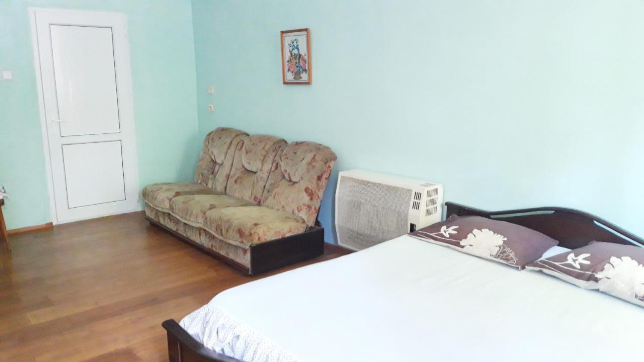 Pospolita Guest House Kutaisi Exterior photo