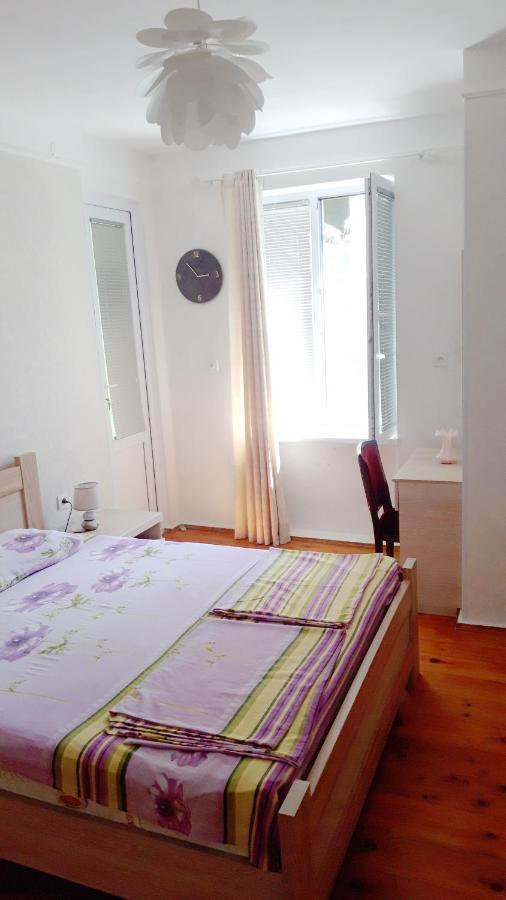 Pospolita Guest House Kutaisi Exterior photo