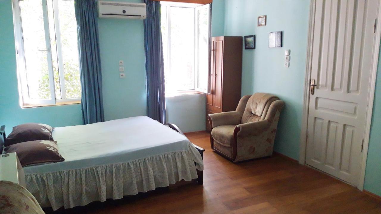 Pospolita Guest House Kutaisi Exterior photo