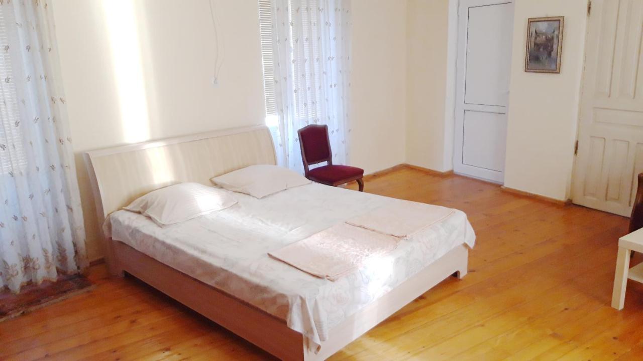 Pospolita Guest House Kutaisi Exterior photo