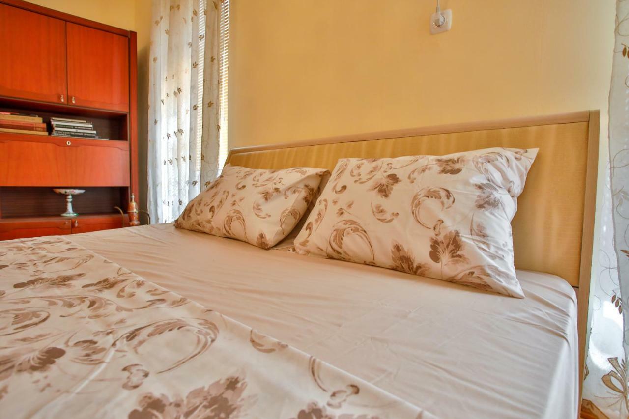 Pospolita Guest House Kutaisi Exterior photo