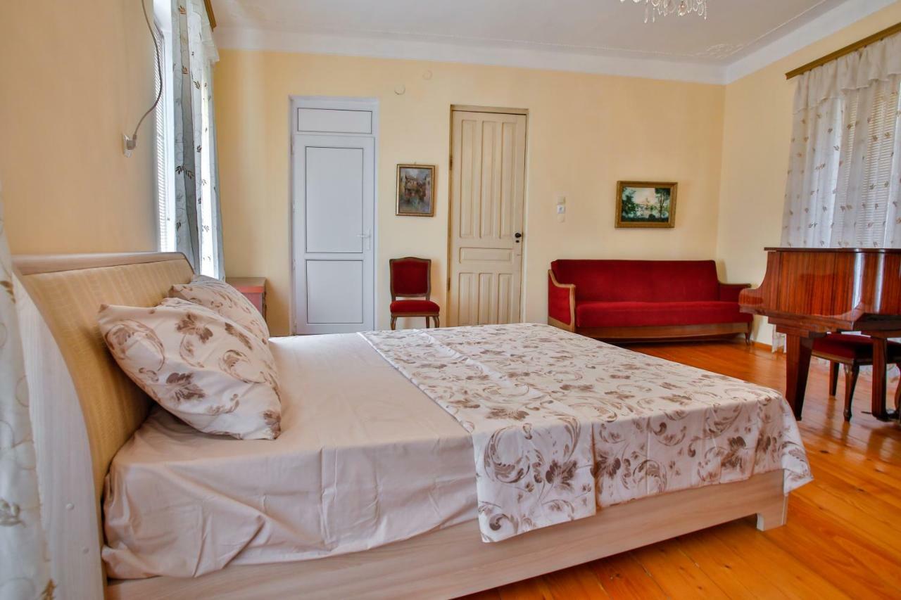 Pospolita Guest House Kutaisi Exterior photo